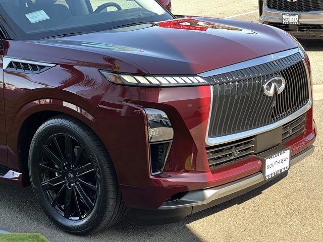 2025 Infiniti QX80 Sensory photo 11