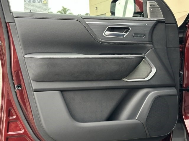 2025 Infiniti QX80 Sensory photo 14