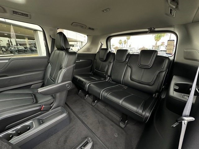 2025 Infiniti QX80 Sensory photo 24