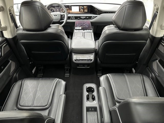 2025 Infiniti QX80 Sensory photo 27