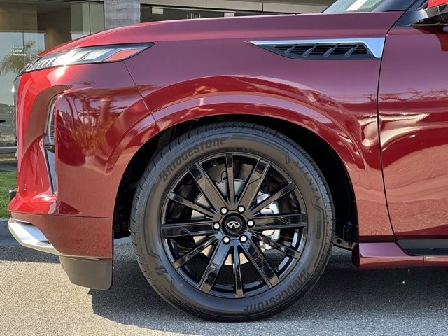 2025 Infiniti QX80 Sensory photo 4