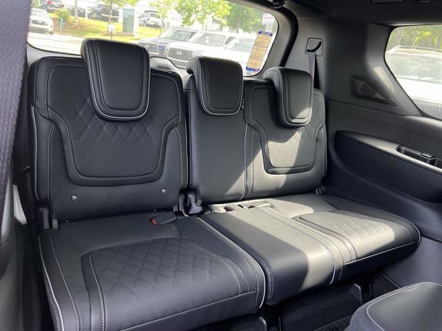 2025 Infiniti QX80 photo 23
