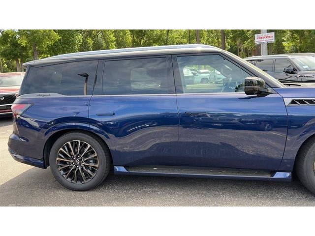 2025 Infiniti QX80 photo 8