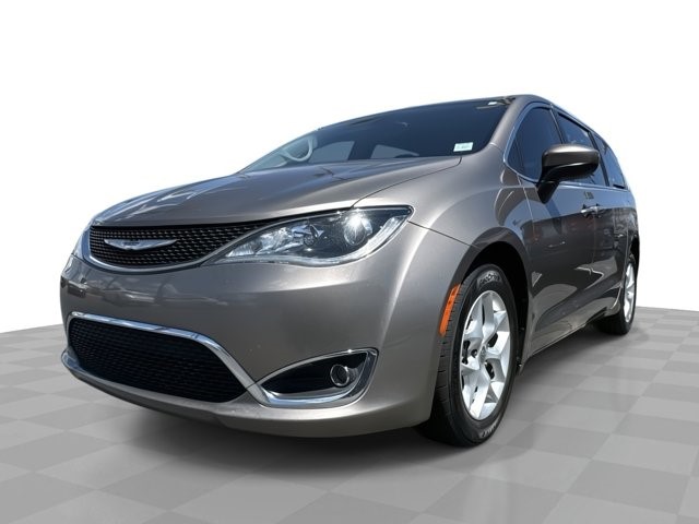 2017 Chrysler Pacifica Touring Plus Touring Plus FWD Regular Unleaded V-6 3.6 L/220 [6]