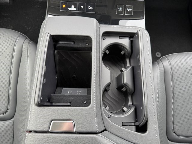 2025 Infiniti QX80 Luxe photo 26