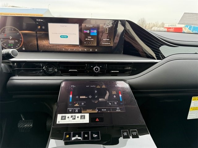 2025 Infiniti QX80 Luxe photo 4