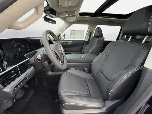 2025 Infiniti QX80 Luxe photo 9