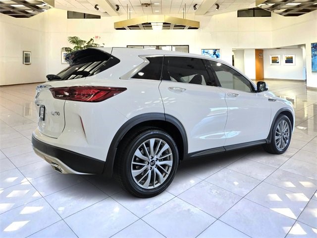 2025 Infiniti QX50 PURE AWD photo 7