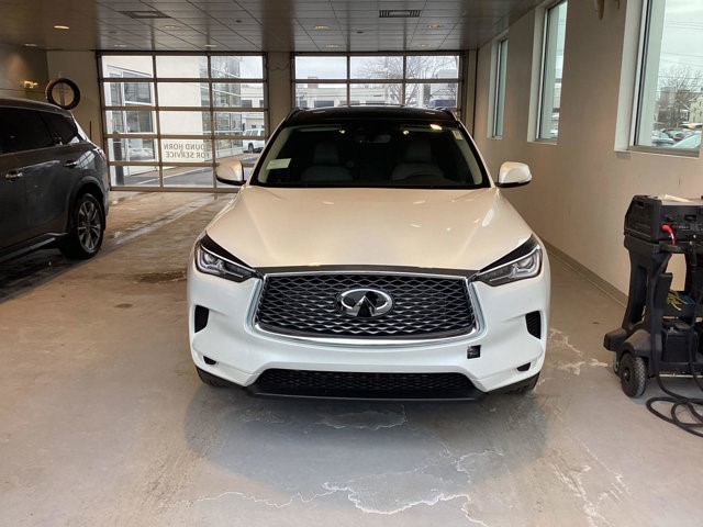 2025 Infiniti QX50 Luxe photo 2