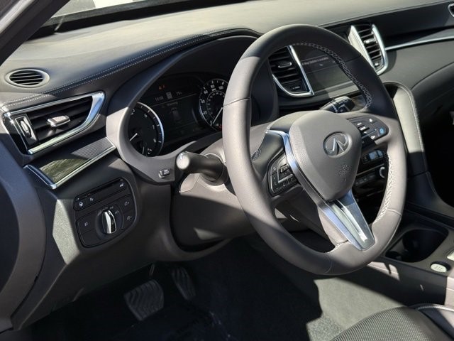 2025 INFINITI QX50 SPORT SPORT AWD Intercooled Turbo Premium Unleaded I-4 2.0 L/122 [13]