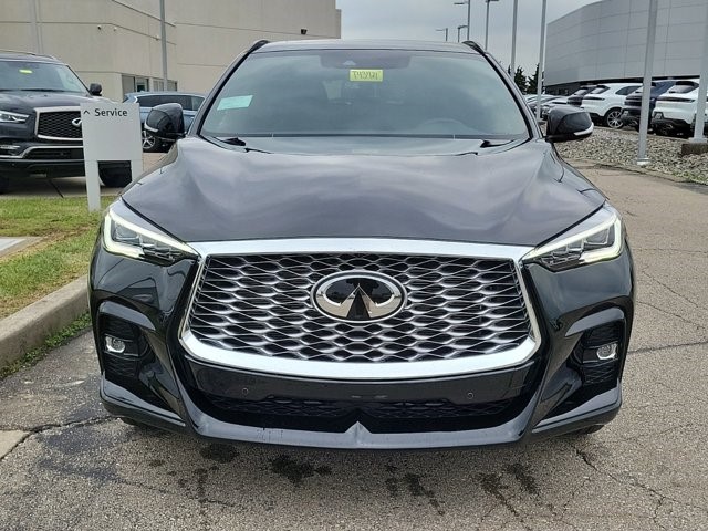 2025 Infiniti QX55 Essential photo 3
