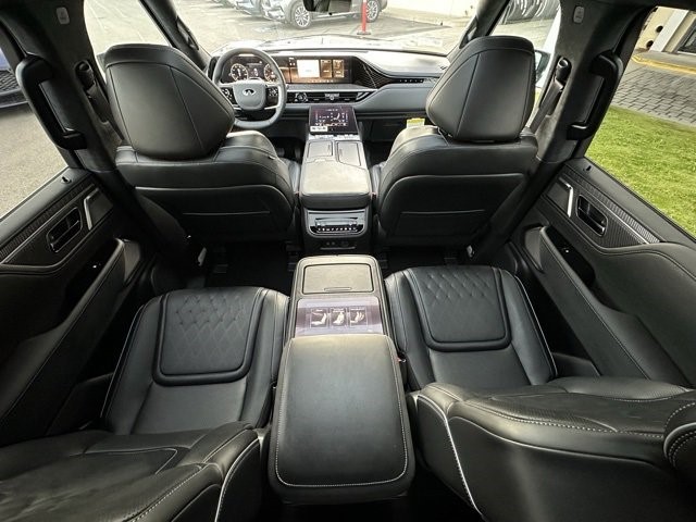 2025 Infiniti QX80 photo 31