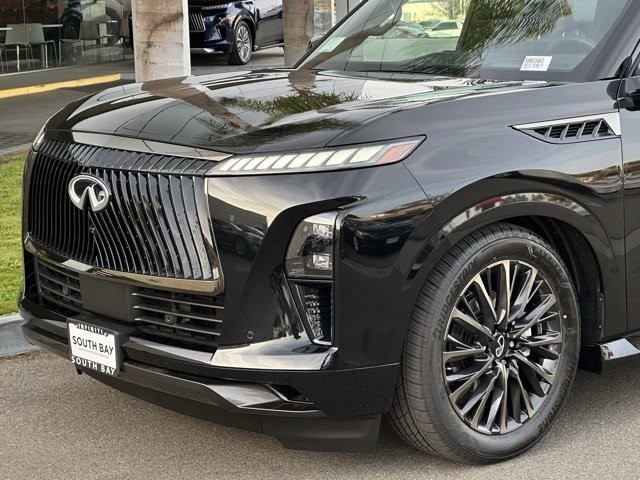 2025 Infiniti QX80 photo 4