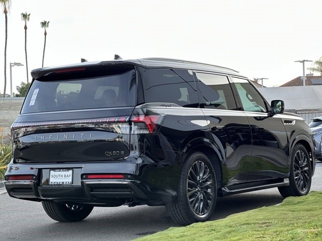 2025 Infiniti QX80 photo 9