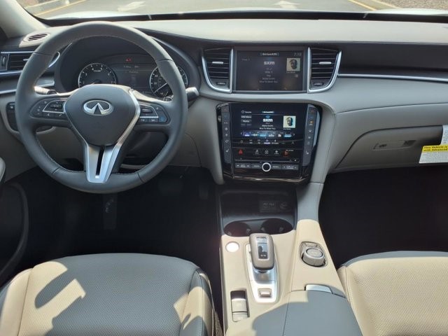 2025 Infiniti QX50 Luxe photo 7