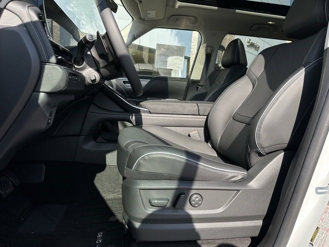 2025 Infiniti QX80 Luxe photo 20