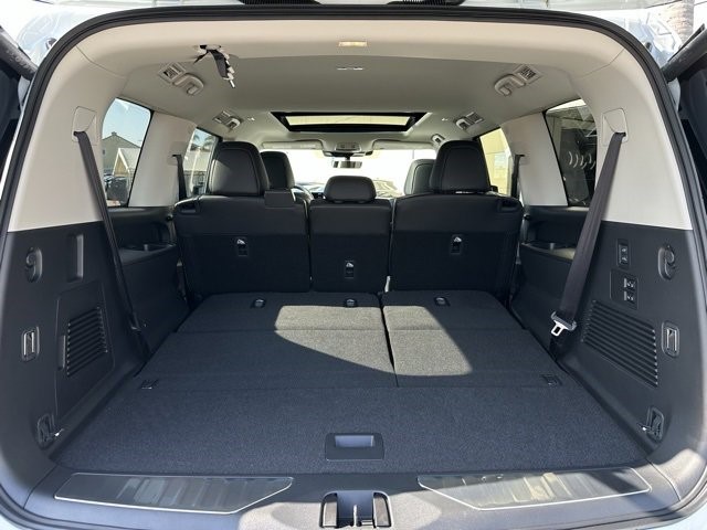 2025 Infiniti QX80 Luxe photo 29