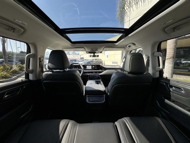 2025 Infiniti QX80 Luxe photo 30