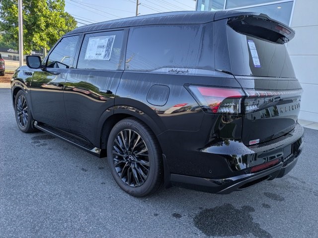2025 Infiniti QX80 photo 5