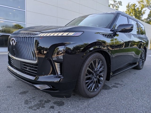2025 Infiniti QX80 photo 7