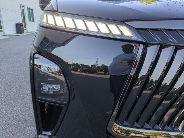 2025 Infiniti QX80 photo 8