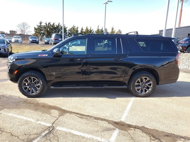 Used 2023 Chevrolet Suburban Z71 with VIN 1GNSKDKD8PR212278 for sale in Cincinnati, OH