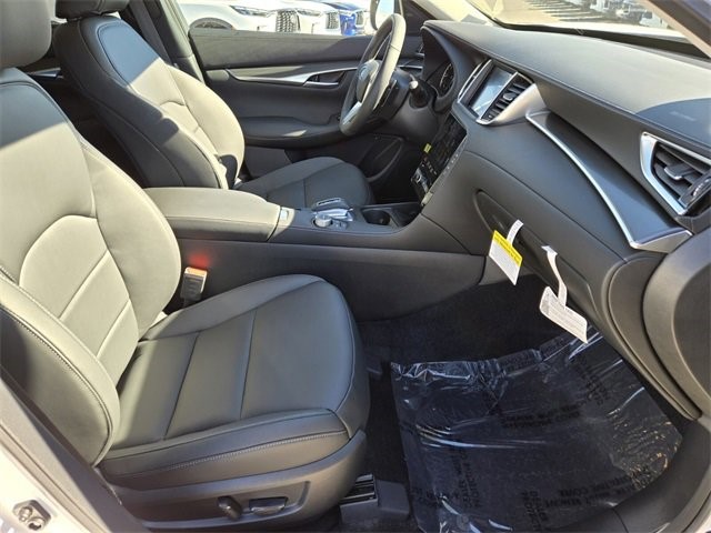 2025 Infiniti QX50 PURE AWD photo 19