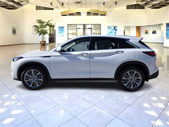 2025 Infiniti QX50 PURE AWD photo 4