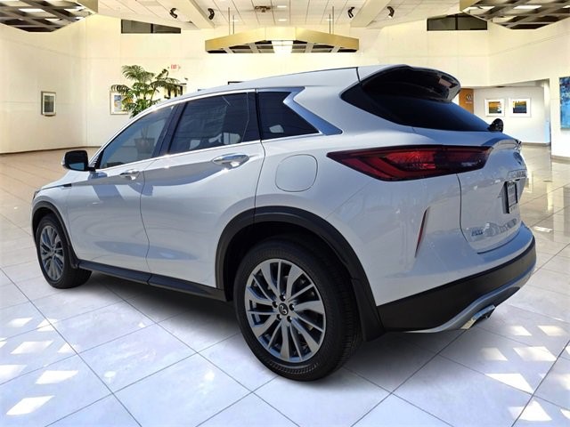 2025 Infiniti QX50 PURE AWD photo 5