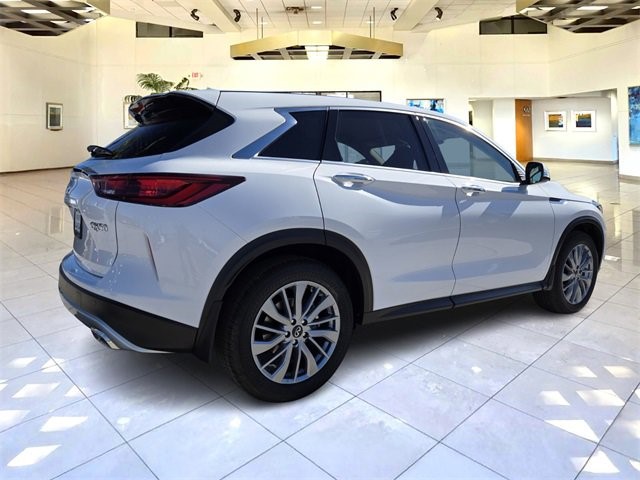 2025 Infiniti QX50 PURE AWD photo 7