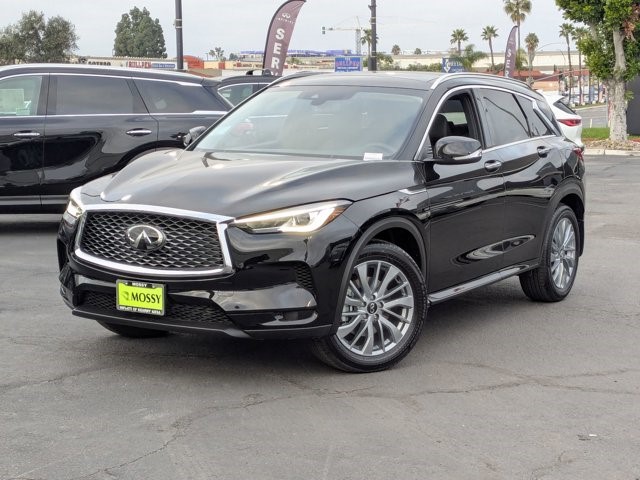 2025 INFINITI QX50 LUXE LUXE AWD Intercooled Turbo Premium Unleaded I-4 2.0 L/122 [4]
