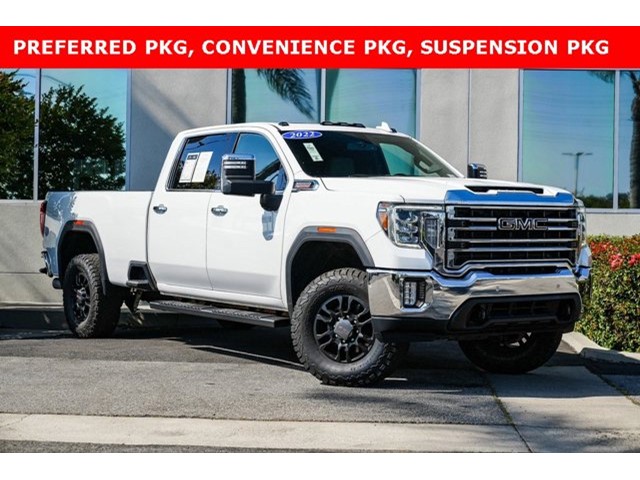 2022 GMC Sierra 3500HD SLT 4WD Crew Cab 172" SLT Turbocharged Diesel V8 6.6L/ [0]