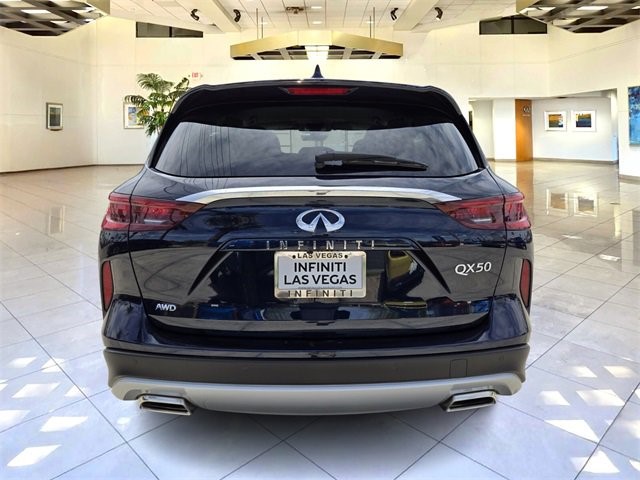 2025 Infiniti QX50 PURE AWD photo 6