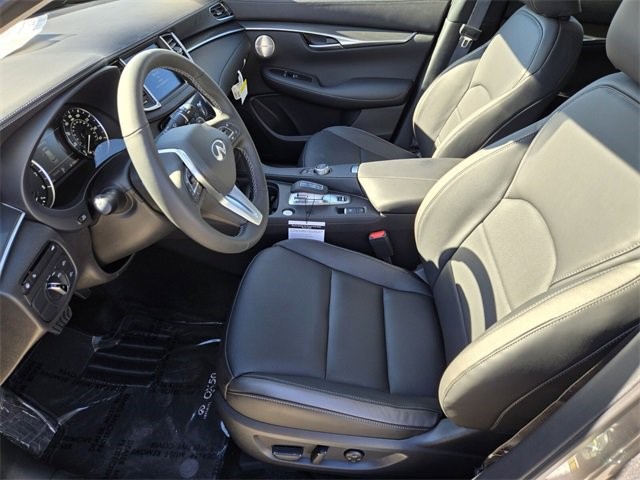 2025 Infiniti QX50 PURE AWD photo 11
