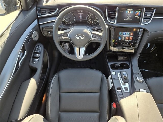 2025 Infiniti QX50 PURE AWD photo 14
