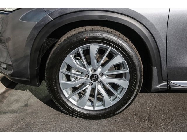 2025 Infiniti QX50 Luxe photo 10
