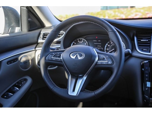 2025 Infiniti QX50 Luxe photo 16