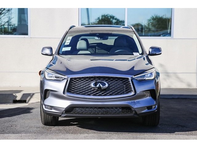 2025 Infiniti QX50 Luxe photo 2