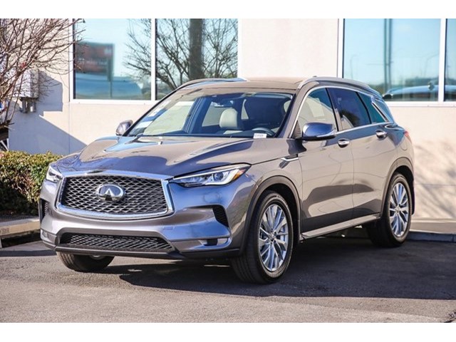 2025 Infiniti QX50 Luxe photo 3
