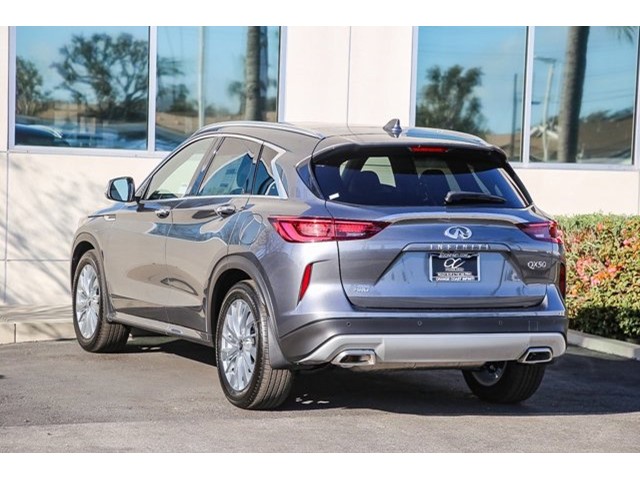 2025 Infiniti QX50 Luxe photo 8