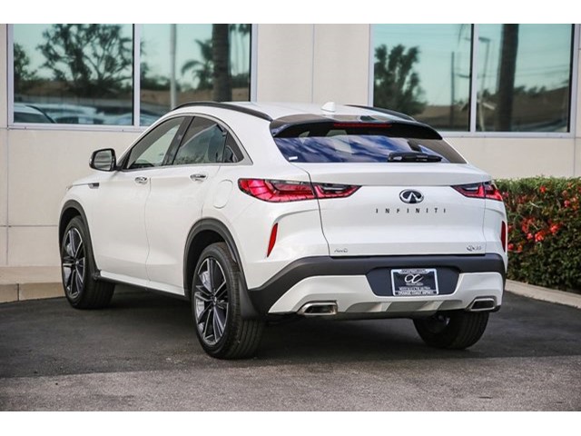 2025 Infiniti QX55 Luxe photo 8
