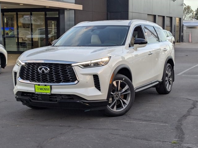 2025 INFINITI QX60 LUXE LUXE FWD Intercooled Turbo Premium Unleaded I-4 2.0 L/122 [16]
