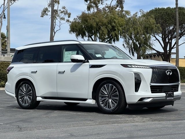 2025 Infiniti QX80 Luxe photo 10