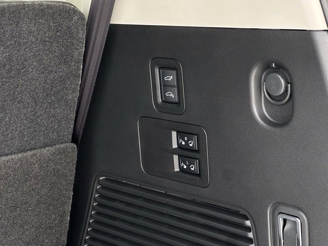 2025 Infiniti QX80 Luxe photo 25