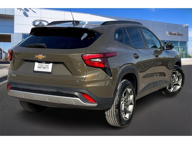 Used 2024 Chevrolet Trax LT with VIN KL77LHE23RC217680 for sale in El Paso, TX