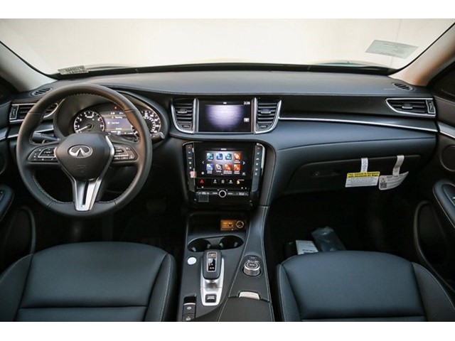 2025 Infiniti QX50 PURE photo 12