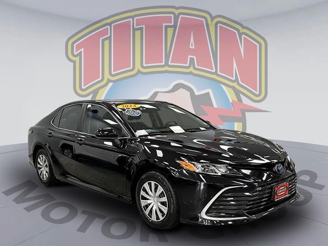 2024 Toyota Camry Hybrid LE [3]