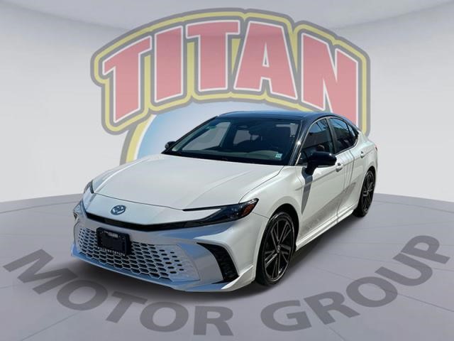 2025 Toyota Camry XSE [2]