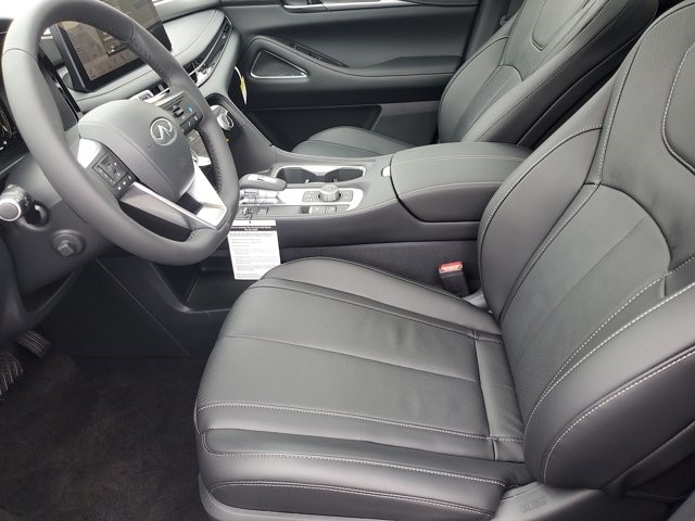 2025 Infiniti QX60 Luxe photo 13