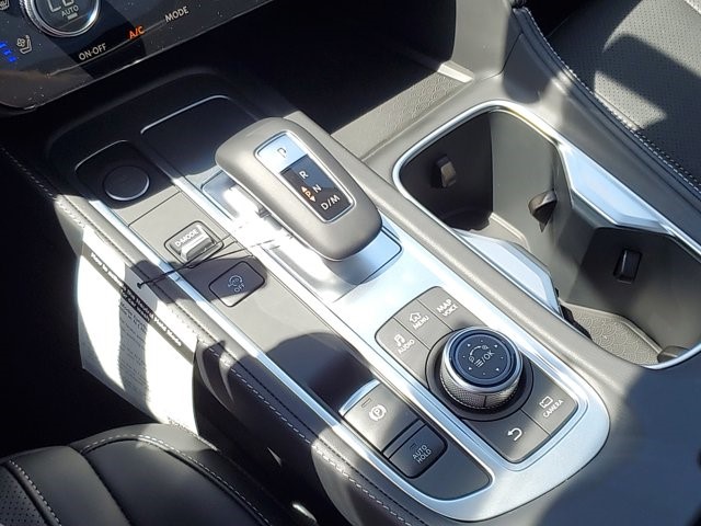 2025 Infiniti QX60 Luxe photo 10